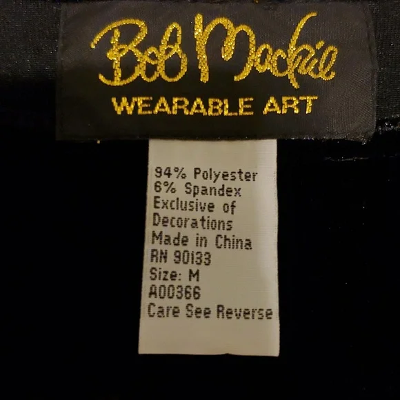 Bob Mackie Christmas Holiday Top - Picture 4 of 10